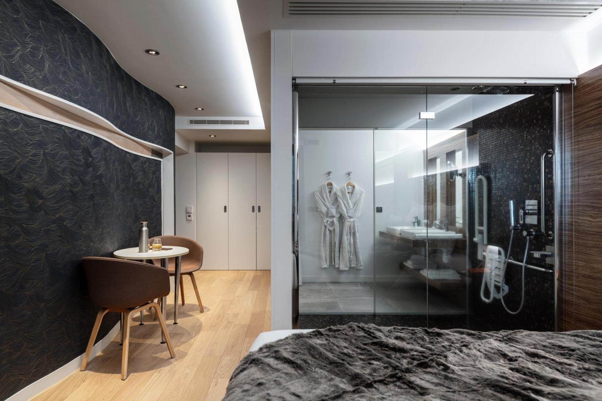 Hotel & Restaurant Origines Par Adrien Descouls - Teritoria Le Broc  Room photo